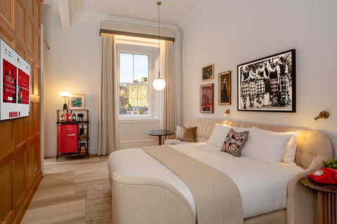 R_R_Hotel_Scotland_Virgin_Edinburgh_Copy of Chamber King.jpg